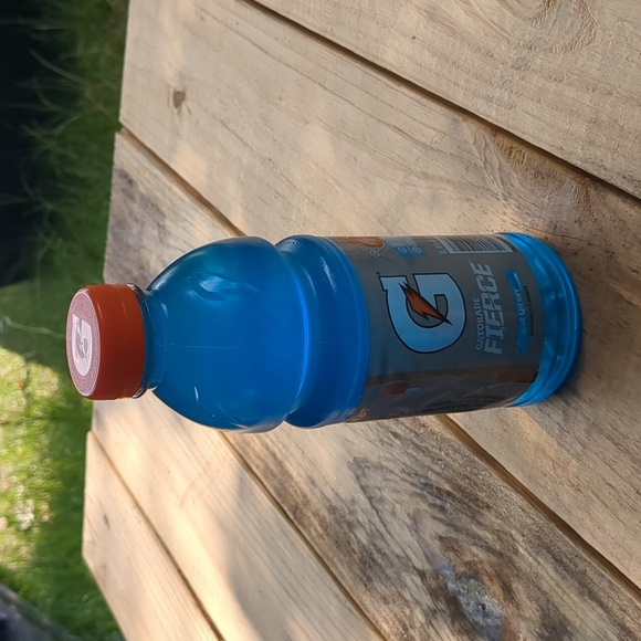 Gatorade - Picture 2 of 4
